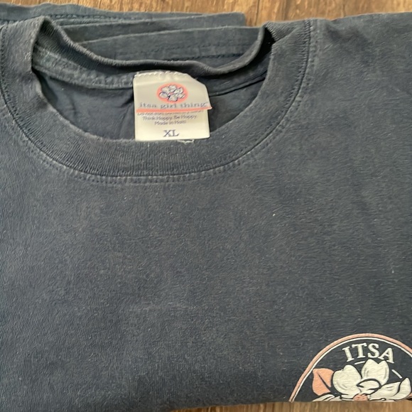 It’s a girl thing, extra large large T-shirt - Picture 3 of 3